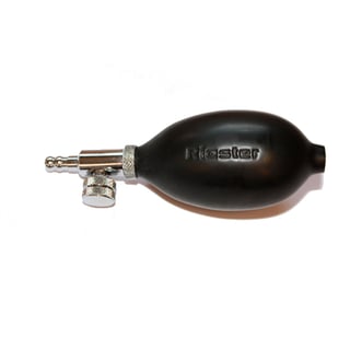 Peretta Riester nera, Riester, di lattice con valvola di fuoriuscita d'aria