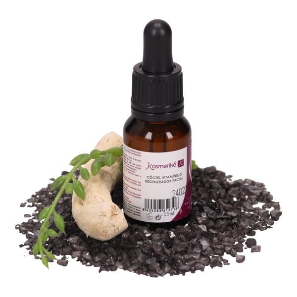 Cocktail - Concentrato Vitaminico Rigenerante Viso Kosmetiké Profesional 15 cc: Azione antietà