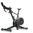 BH Exercycle R Indoor Bike: Smart Bike con le nuove pedivelle regolabili tra 170 e 175 mm e manubrio multiposizione che consente di regolare la portata della bici
