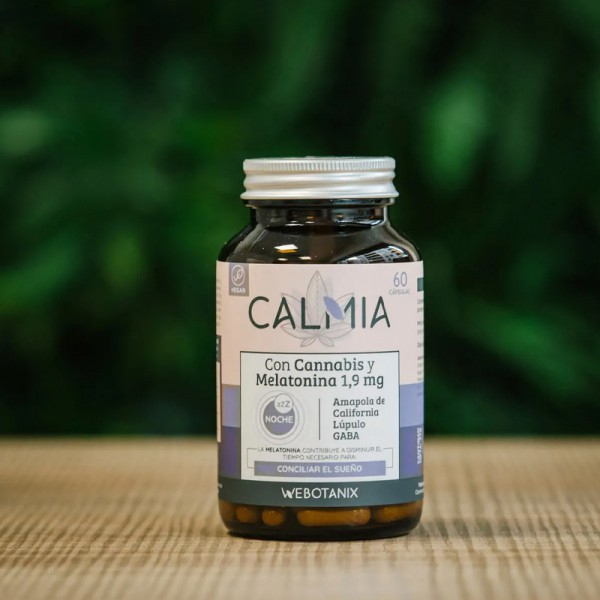 Calmia Night 60 capsule WeBotanix: favorisce un riposo più profondo e aiuta ad addormentarsi