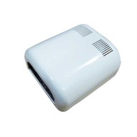 Lampada per asciugatura unghie UV-Dry: dotata di 4 lampade fluorescenti da 36 watt Lampada per asciugatura unghie UV-Dry: dotata di 4 lampade fluorescenti da 36 watt