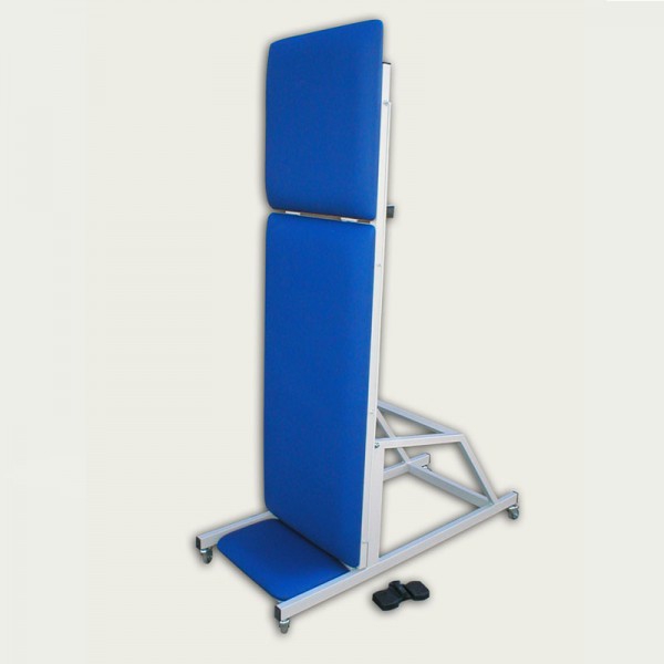 Piano inclinato Kinefis a due corpi con schienale ribaltabile e trendelenburg, piedino estraibile e aste per cinching Piano inclinato Kinefis a due corpi con schienale ribaltabile e trendelenburg, piedino estraibile e aste per cinching