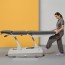 Lettino elettrico per fisioterapia Swop 3 Pro Physio: tre sezioni con poggiatesta corto, sezione centrale motorizzata, rivestimento personalizzabile e senza cuciture, con doppio pistone, un modello rivoluzionario Lettino elettrico per fisioterapia Swop 3 Pro Physio: tre sezioni con poggiatesta corto, sezione centrale motorizzata, rivestimento personalizzabile e senza cuciture, con doppio pistone, un modello rivoluzionario