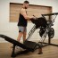 Macchina fitness Hack Squat / Leg Press 45º BH: per lavorare quadricipiti, muscoli posteriori della coscia e glutei in modo facile e confortevole per la schiena Macchina fitness Hack Squat / Leg Press 45º BH: per lavorare quadricipiti, muscoli posteriori della coscia e glutei in modo facile e confortevole per la schiena