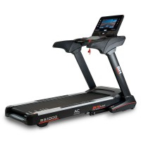 Tapis roulant RS1000 Multimedia BH Fitness: con schermo touch da 16" e tecnologia Touch&Fun che permette di visualizzare contenuti multimediali Tapis roulant RS1000 Multimedia BH Fitness: con schermo touch da 16" e tecnologia Touch&Fun che permette di visualizzare contenuti multimediali